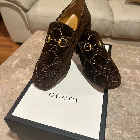Gucci Loafers Chocolate and Gold size 5.5 - Picture 2 of 10